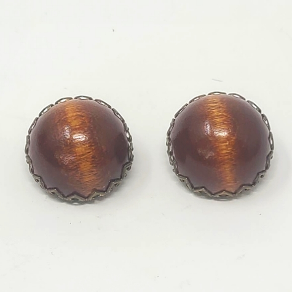 Vintage round wood earrings clip-on earrings - Picture 1 of 6